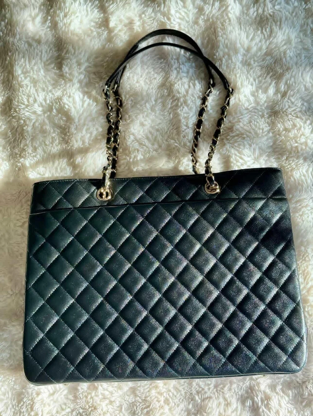 BRAND NEW Chanel Black Quilted Chain-Handle Tote with Matching Wallet - Picture 15 of 16